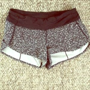 Lululemon Speed Up Short 2.5” size 4